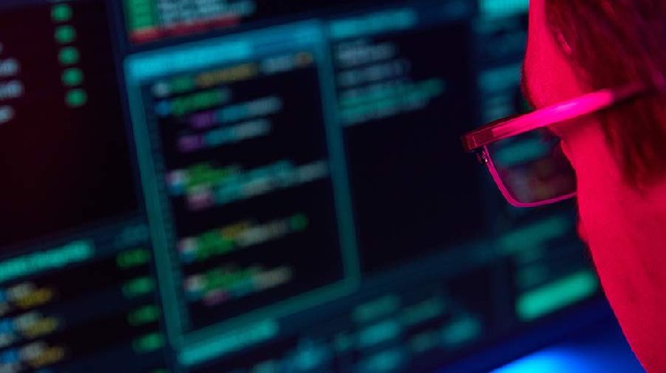
			В Кении сообщили о взломе хакерами сайта президента страны		
